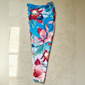 Fila Woman’s Floral Workout Leggings, Yoga, Pilates, Active Wear, Capri Length